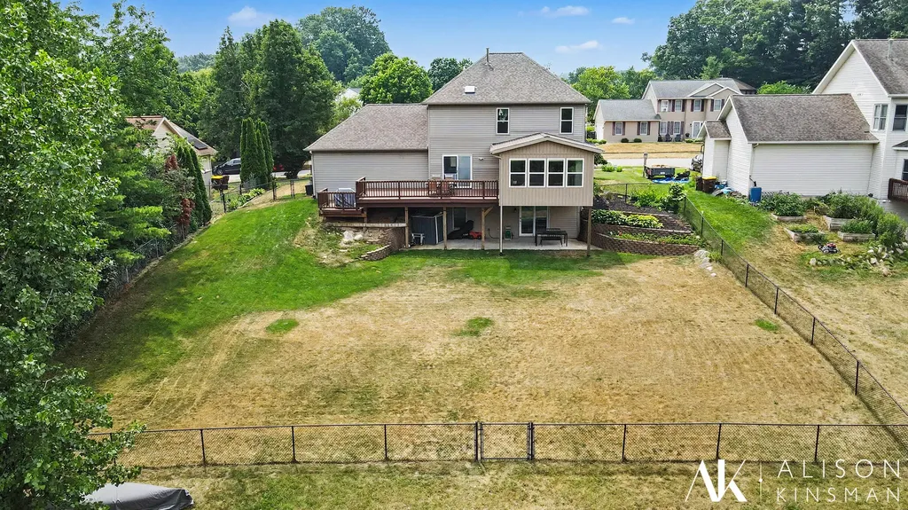 6150 Viewpoint Drive NE Plainfield Charter Township MI 49306