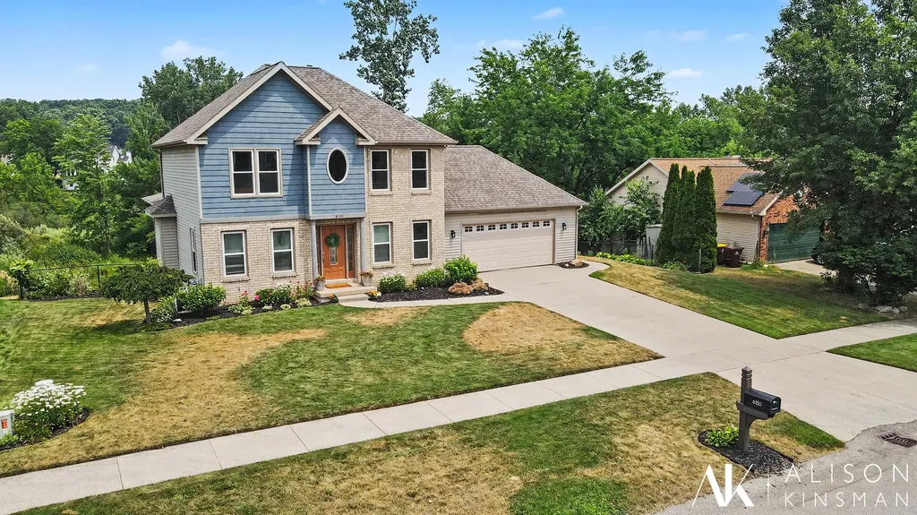 6150 Viewpoint Drive NE Plainfield Charter Township MI 49306