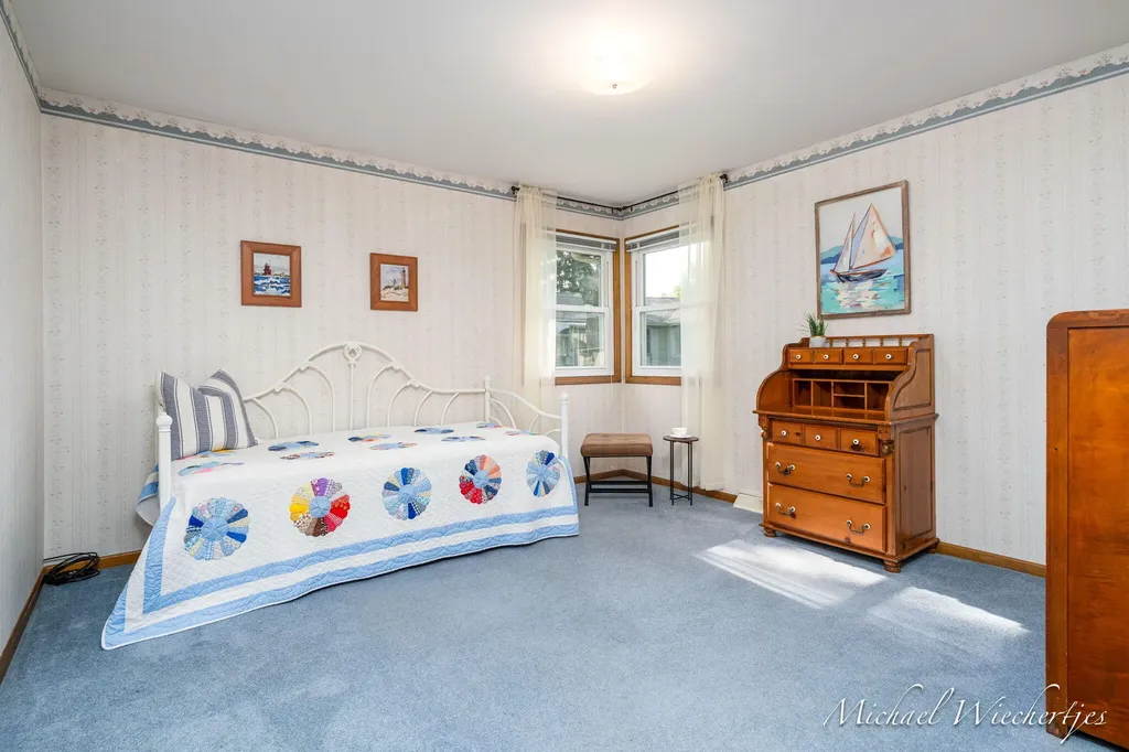 961 Andover Court SE Kentwood City MI 49508