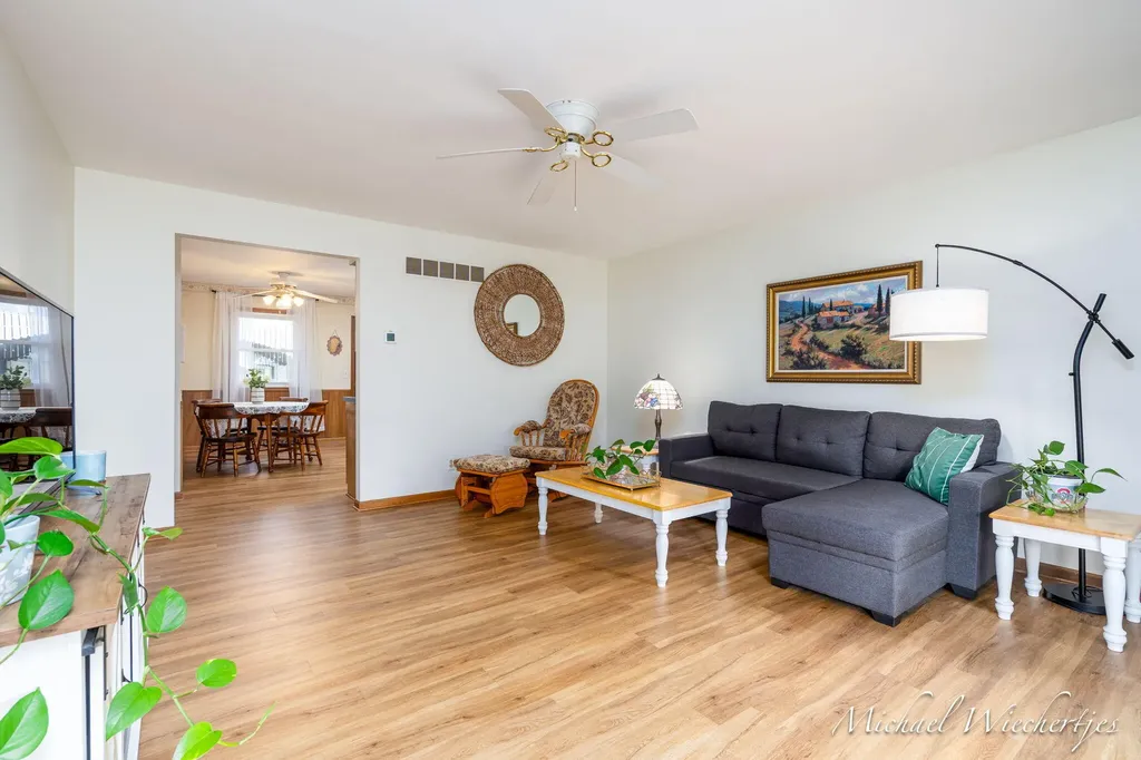 961 Andover Court SE Kentwood City MI 49508
