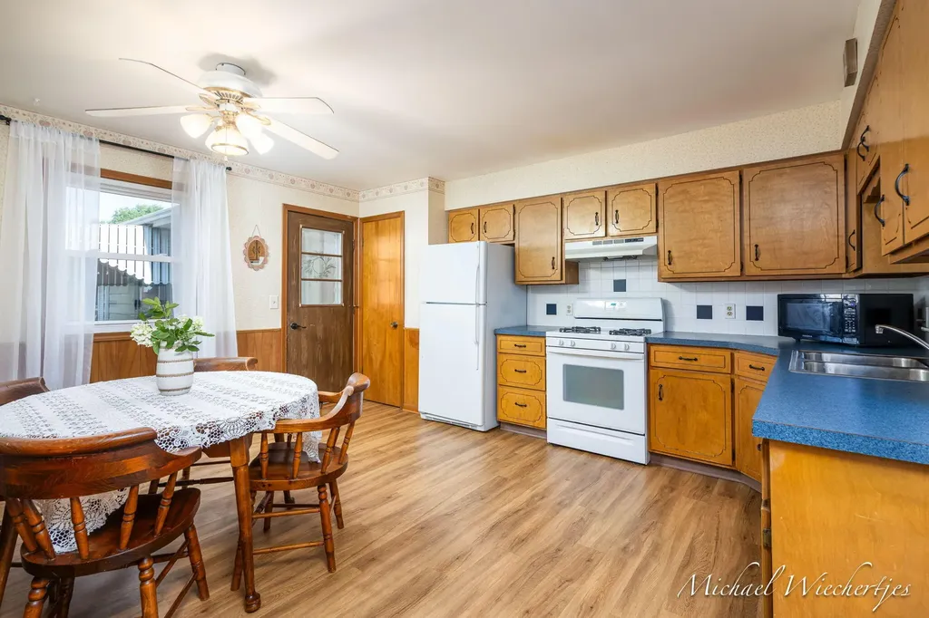 961 Andover Court SE Kentwood City MI 49508
