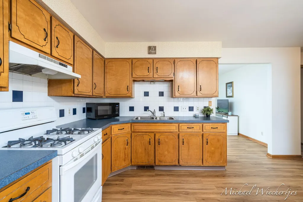 961 Andover Court SE Kentwood City MI 49508