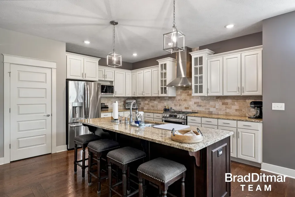 539 W Abbey Mill Drive SE Ada Township MI 49301
