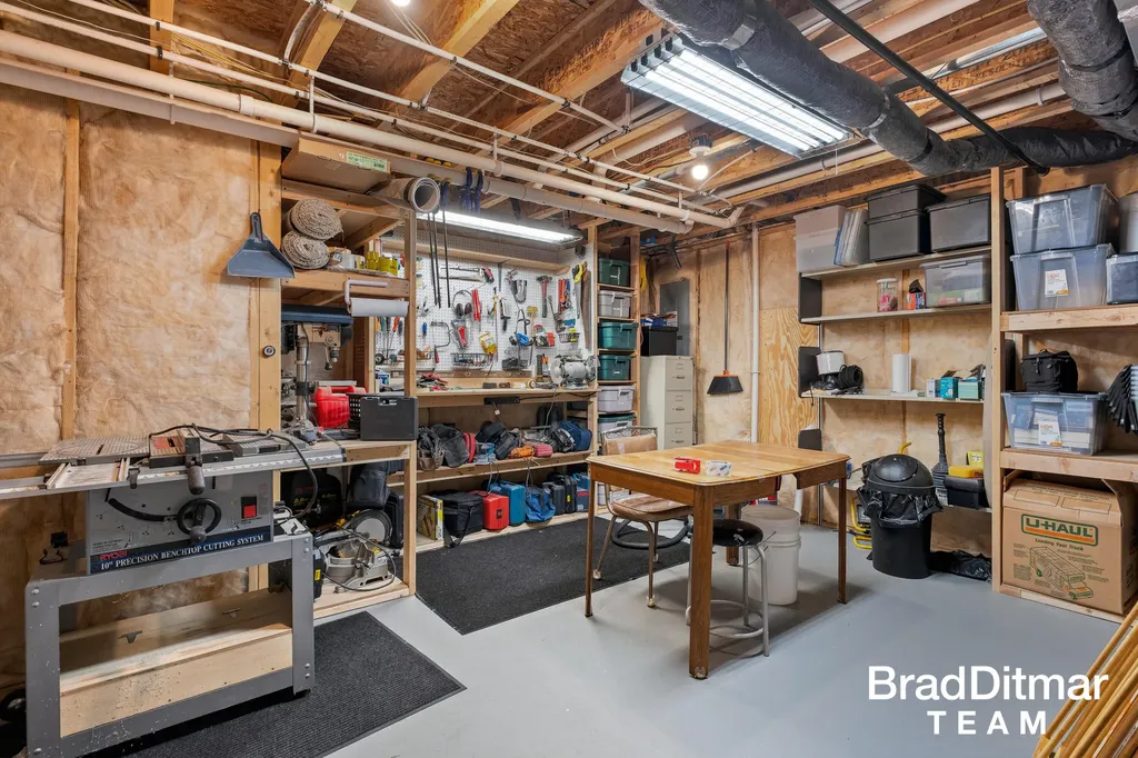 539 W Abbey Mill Drive SE Ada Township MI 49301