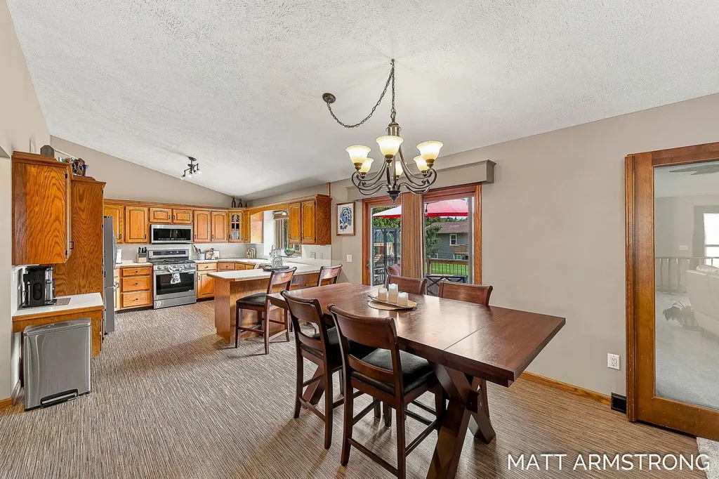 7070 Rolling Hills Drive Georgetown Charter Township MI 49426