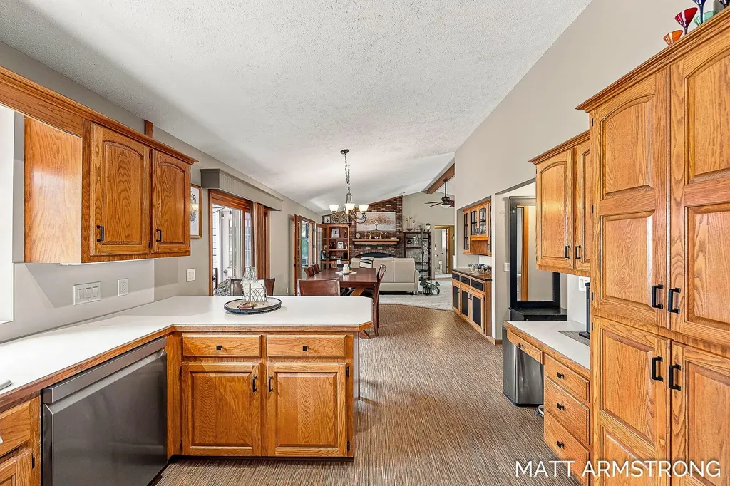 7070 Rolling Hills Drive Georgetown Charter Township MI 49426