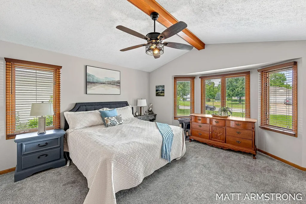 7070 Rolling Hills Drive Georgetown Charter Township MI 49426