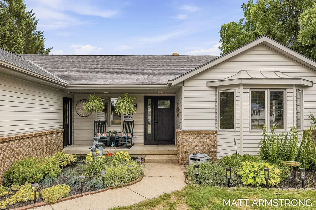 7070 Rolling Hills Drive Georgetown Charter Township MI 49426
