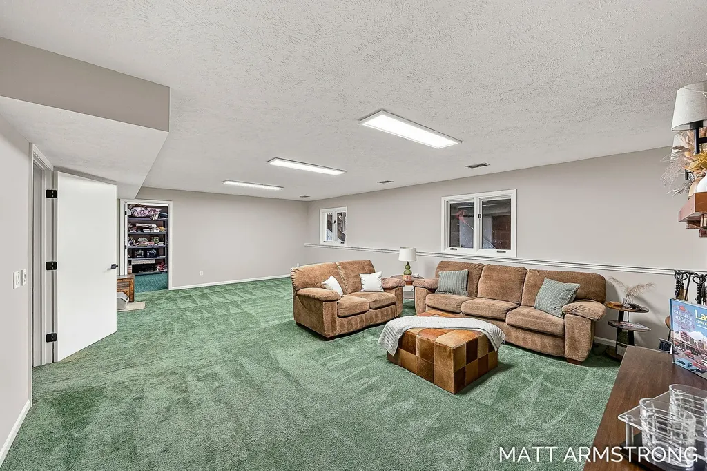 7070 Rolling Hills Drive Georgetown Charter Township MI 49426