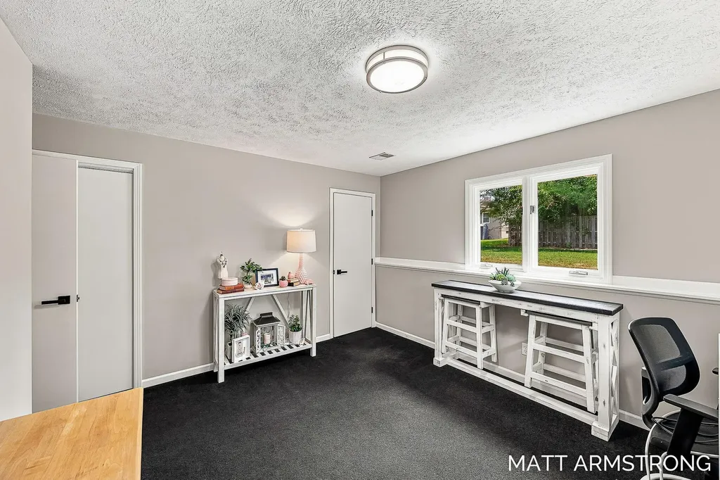 7070 Rolling Hills Drive Georgetown Charter Township MI 49426