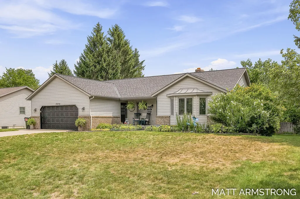 7070 Rolling Hills Drive Georgetown Charter Township MI 49426