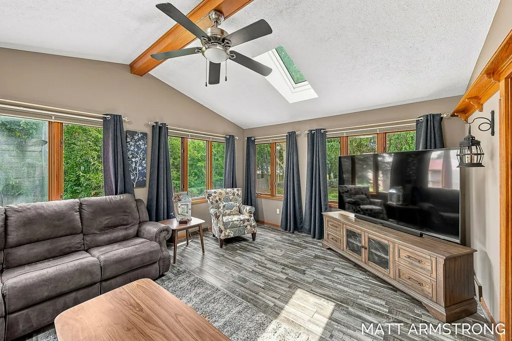 7070 Rolling Hills Drive Georgetown Charter Township MI 49426