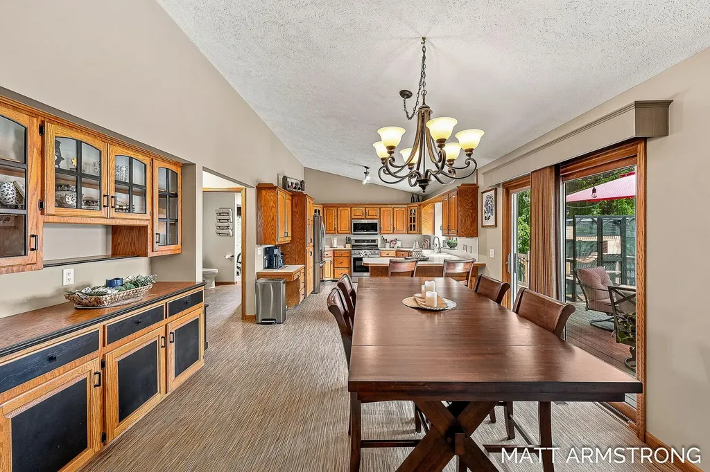 7070 Rolling Hills Drive Georgetown Charter Township MI 49426