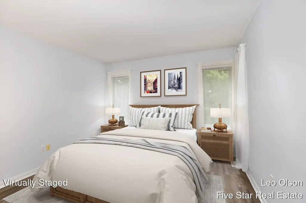 2220 Meadowglen Drive NE Grand Rapids City MI 49505