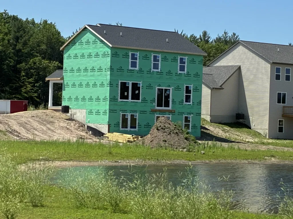 1890 Lowe Drive Fruitport Charter Township MI 49456