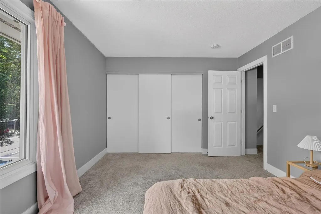 2437 Hampton Court SE Kentwood City MI 49546