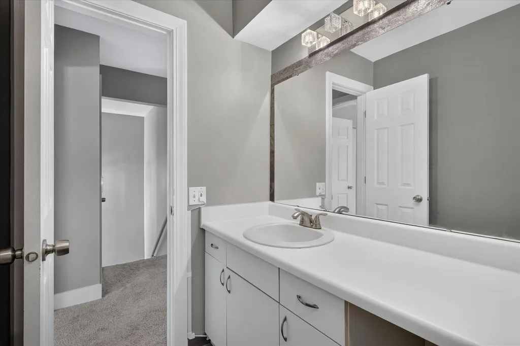 2437 Hampton Court SE Kentwood City MI 49546