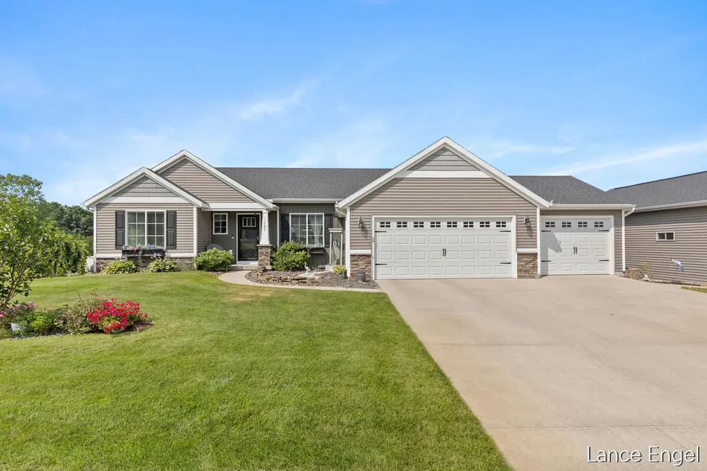 11797 Crystal Ridge Drive NE Algoma Township MI 49345