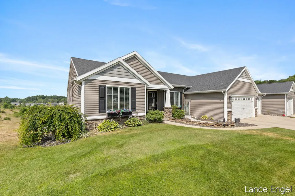 11797 Crystal Ridge Drive NE Algoma Township MI 49345