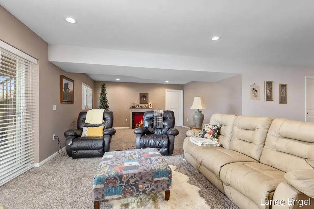11797 Crystal Ridge Drive NE Algoma Township MI 49345