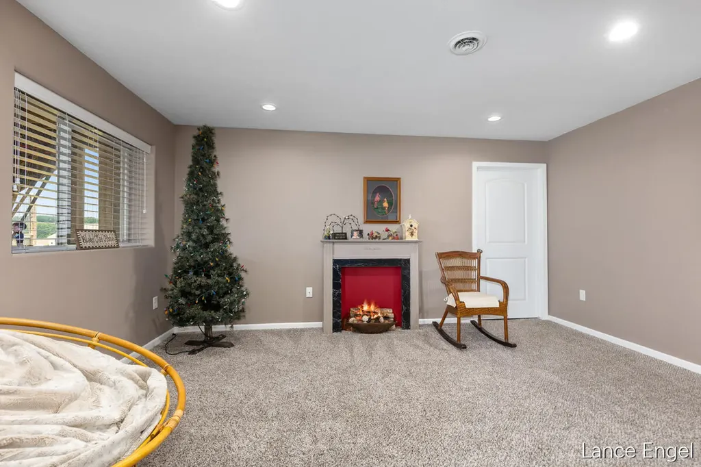 11797 Crystal Ridge Drive NE Algoma Township MI 49345