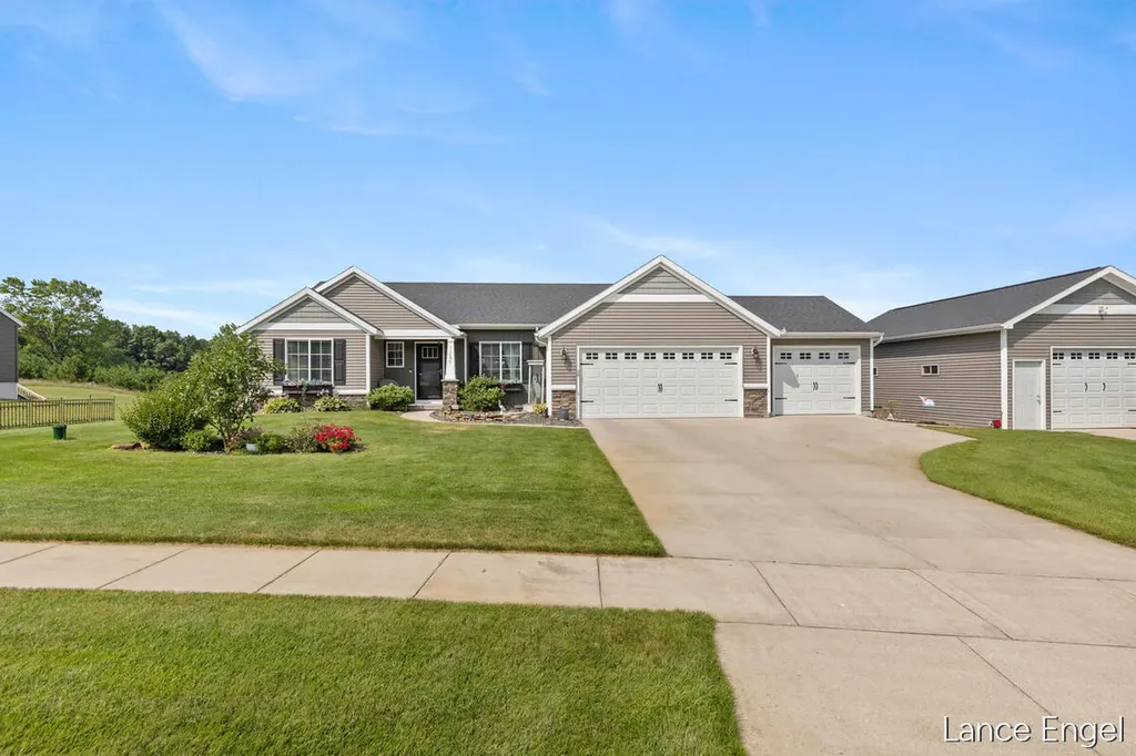 11797 Crystal Ridge Drive NE Algoma Township MI 49345