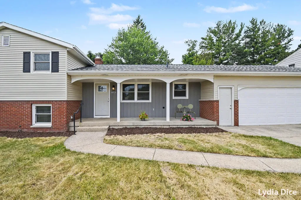 4151 Kentridge Drive SE Grand Rapids City MI 49508