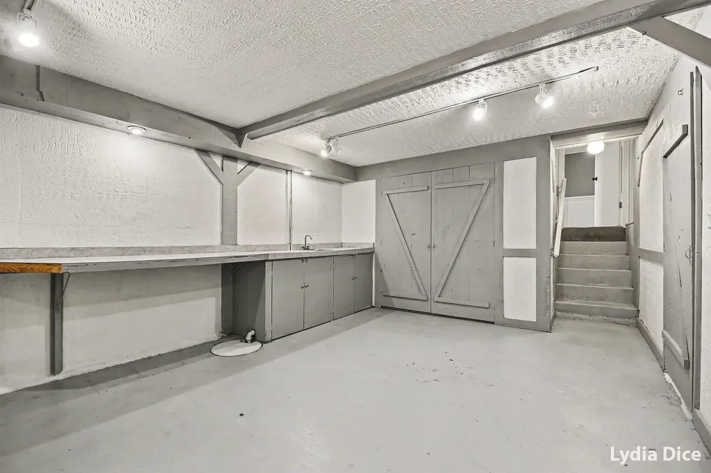 4151 Kentridge Drive SE Grand Rapids City MI 49508