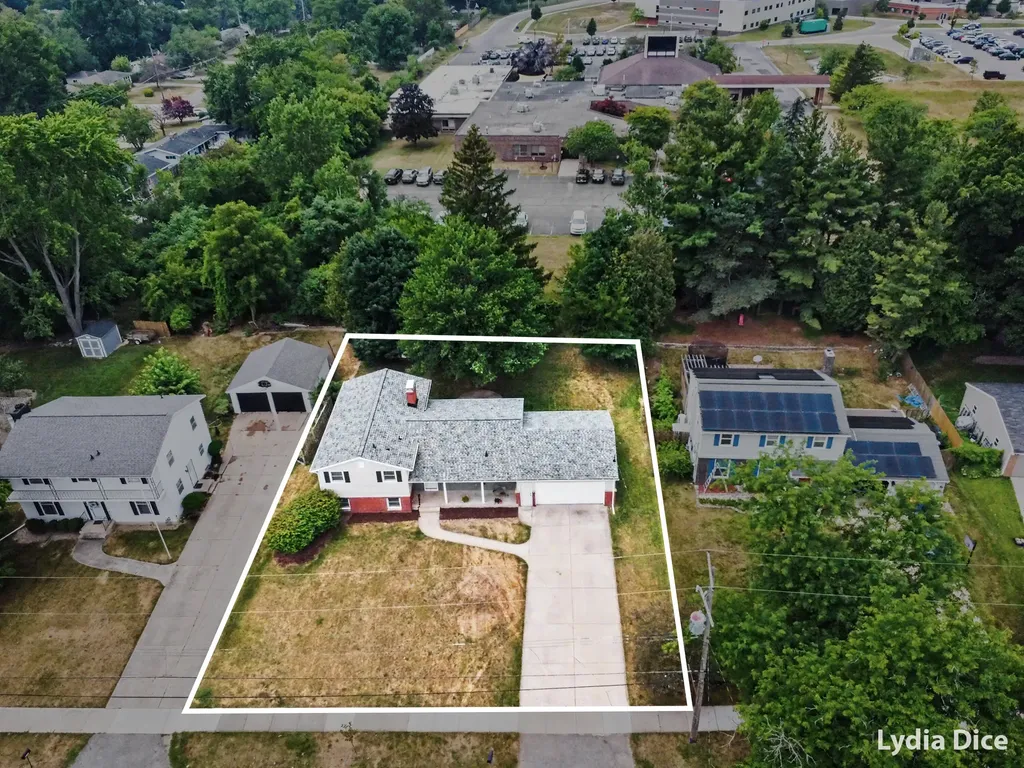 4151 Kentridge Drive SE Grand Rapids City MI 49508
