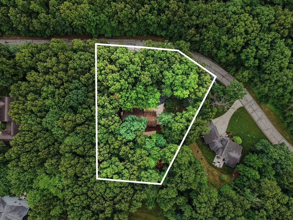 6069 Stout Creek Avenue NE Cannon Township MI 49306