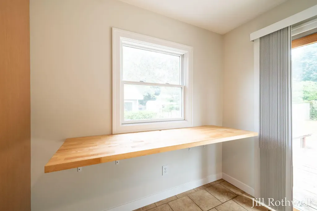 2228 Coit Avenue NE Grand Rapids City MI 49505