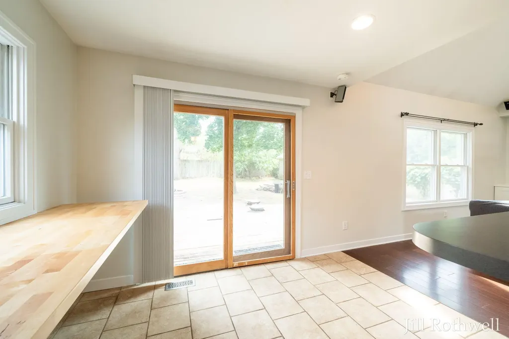 2228 Coit Avenue NE Grand Rapids City MI 49505
