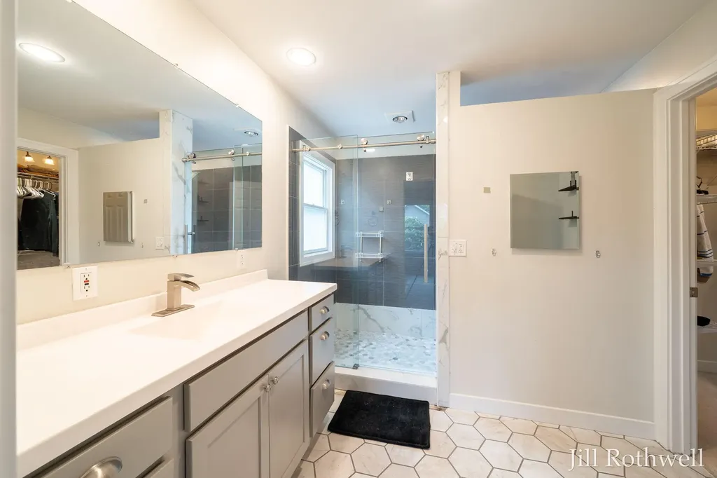 2228 Coit Avenue NE Grand Rapids City MI 49505