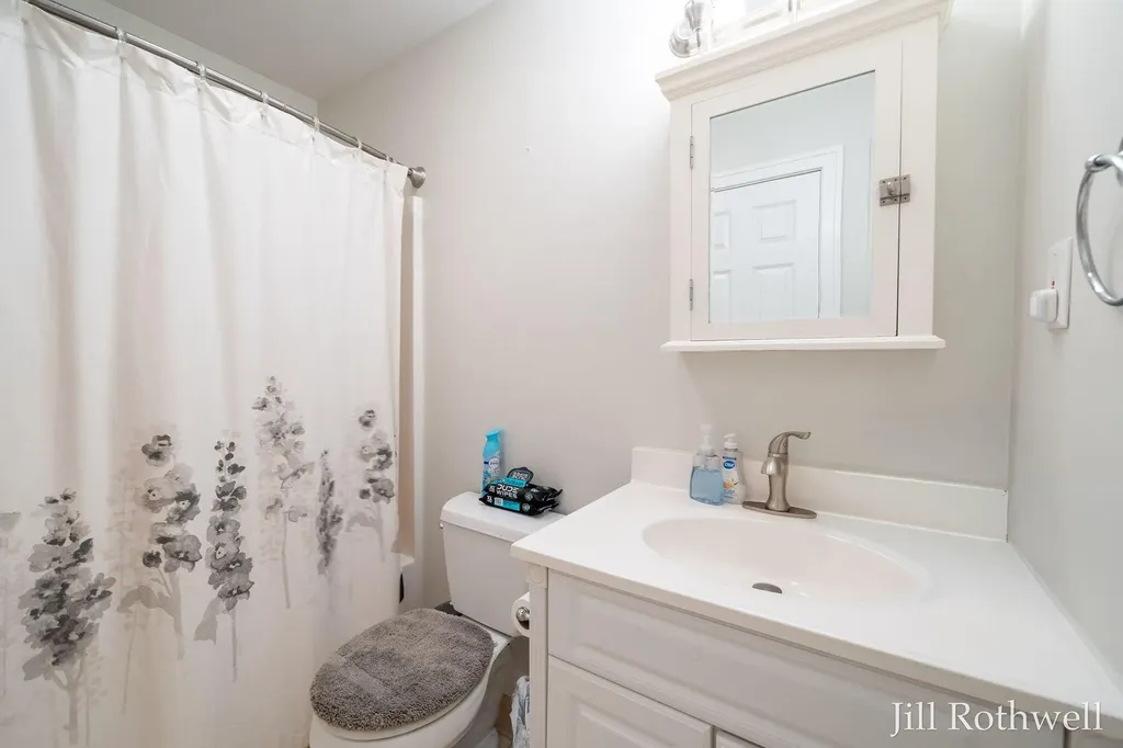 2228 Coit Avenue NE Grand Rapids City MI 49505