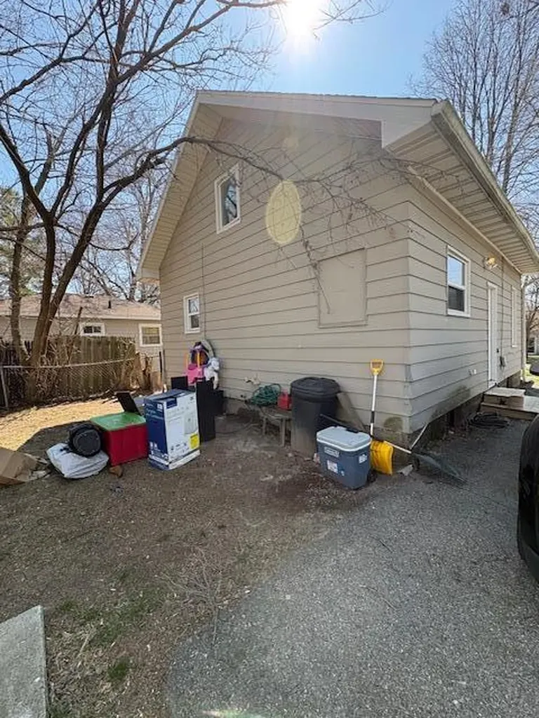 210 Dunlap Street Lansing City MI 48910