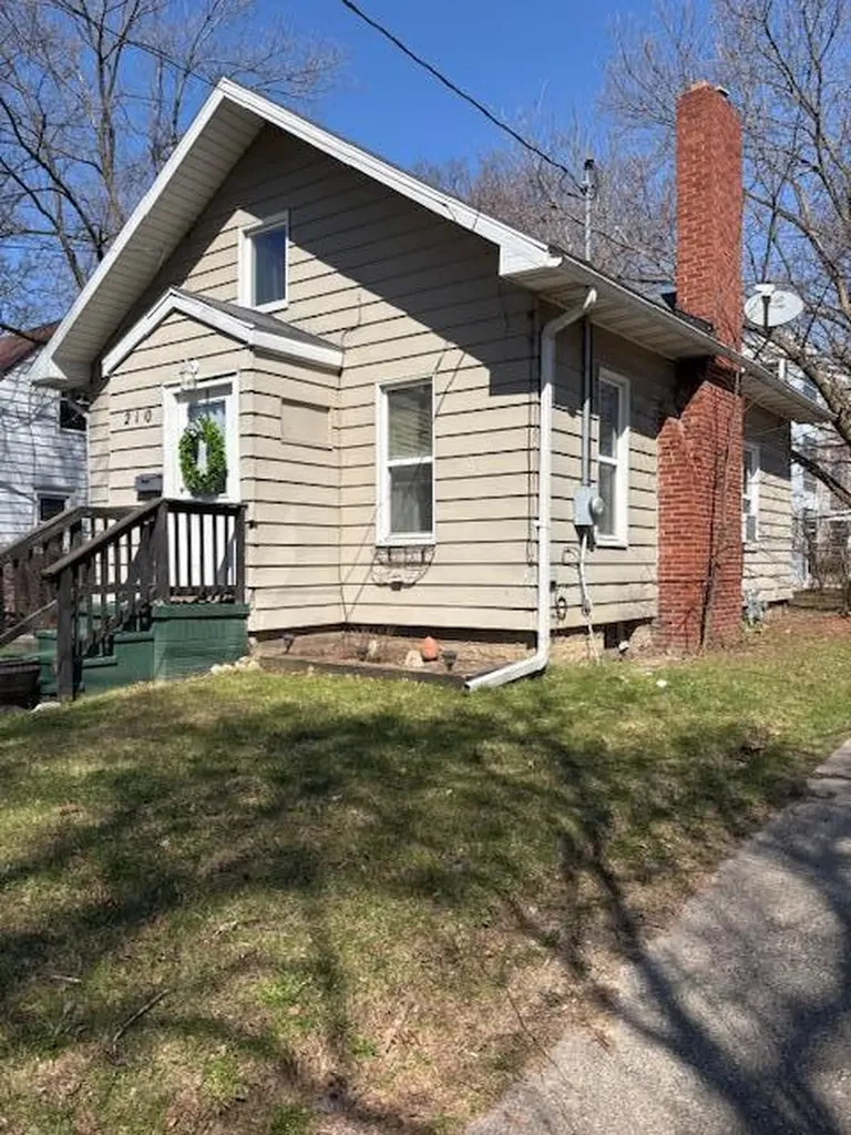 210 Dunlap Street Lansing City MI 48910