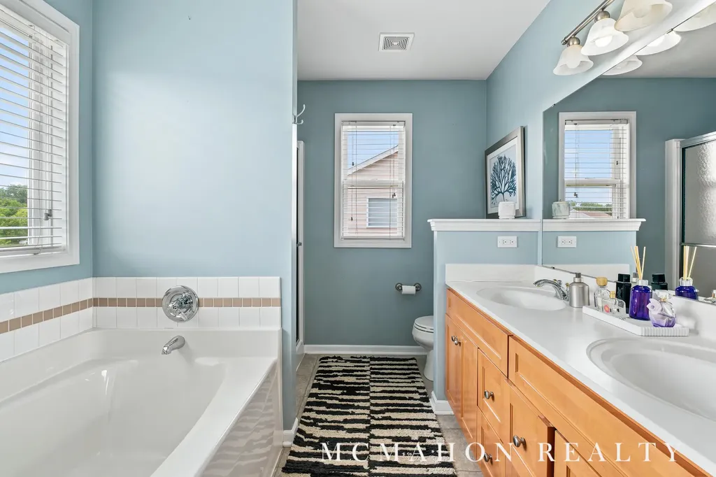 1175 Dogwood Meadows Drive SE Ada Township MI 49301