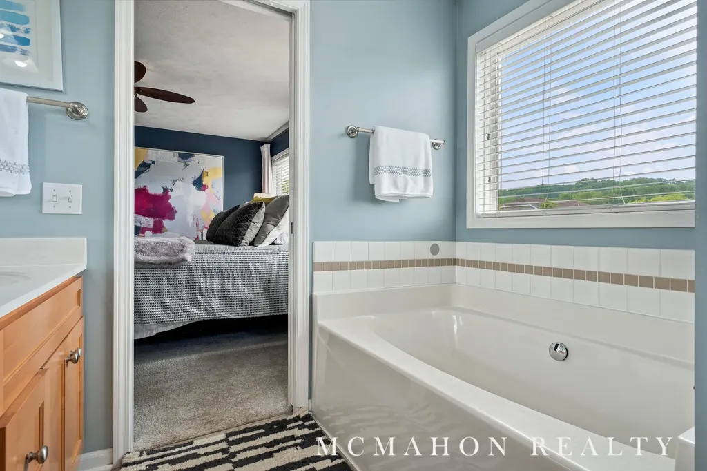 1175 Dogwood Meadows Drive SE Ada Township MI 49301
