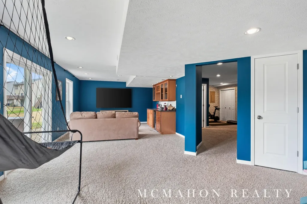 1175 Dogwood Meadows Drive SE Ada Township MI 49301