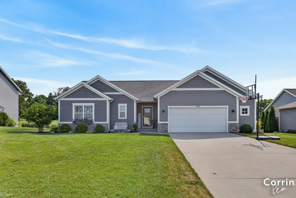 1520 Shenandoah Drive Holland Charter Township MI 49464
