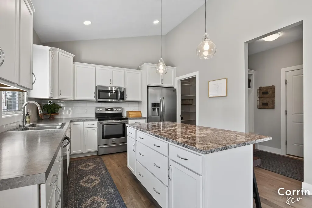 1520 Shenandoah Drive Holland Charter Township MI 49464