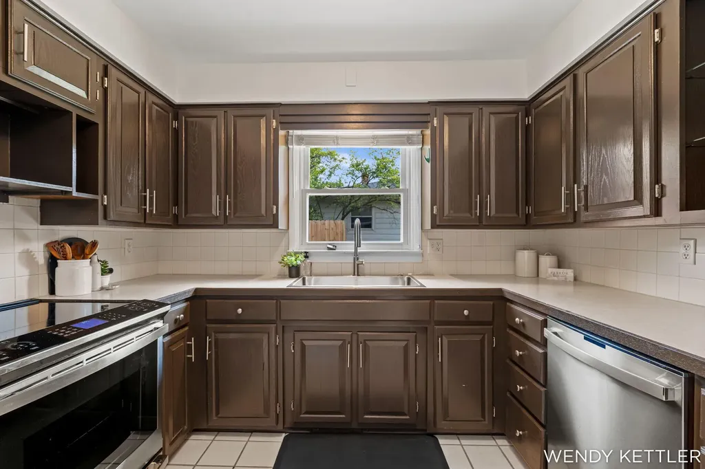 3404 Fuller Avenue SE Grand Rapids City MI 49508