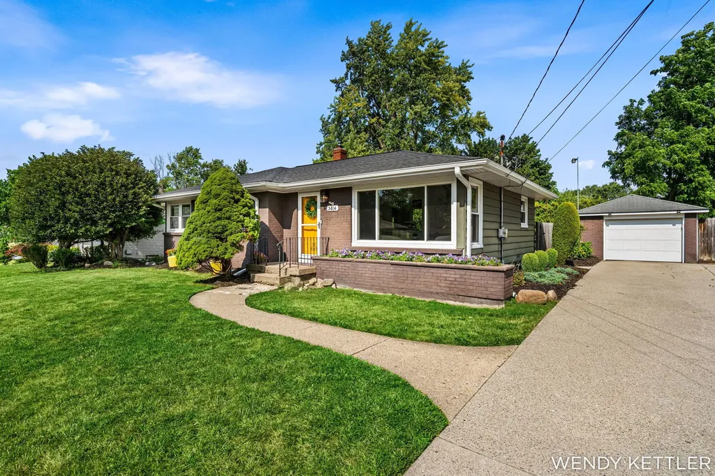 3404 Fuller Avenue SE Grand Rapids City MI 49508