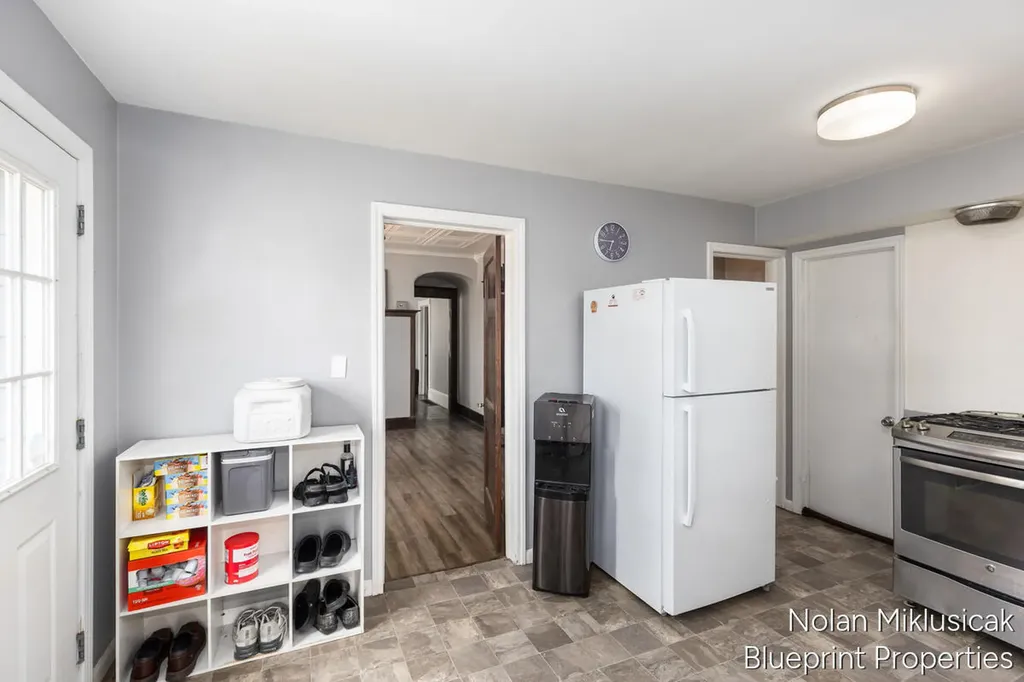 1147 Jennette Avenue NW Grand Rapids City MI 49504