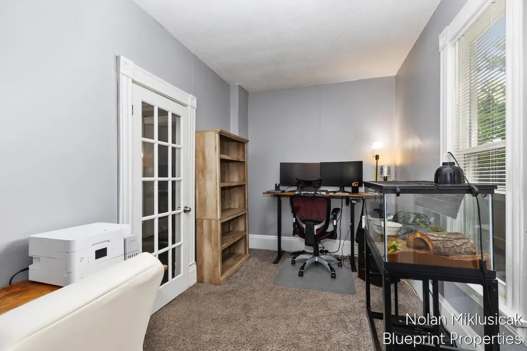 1147 Jennette Avenue NW Grand Rapids City MI 49504