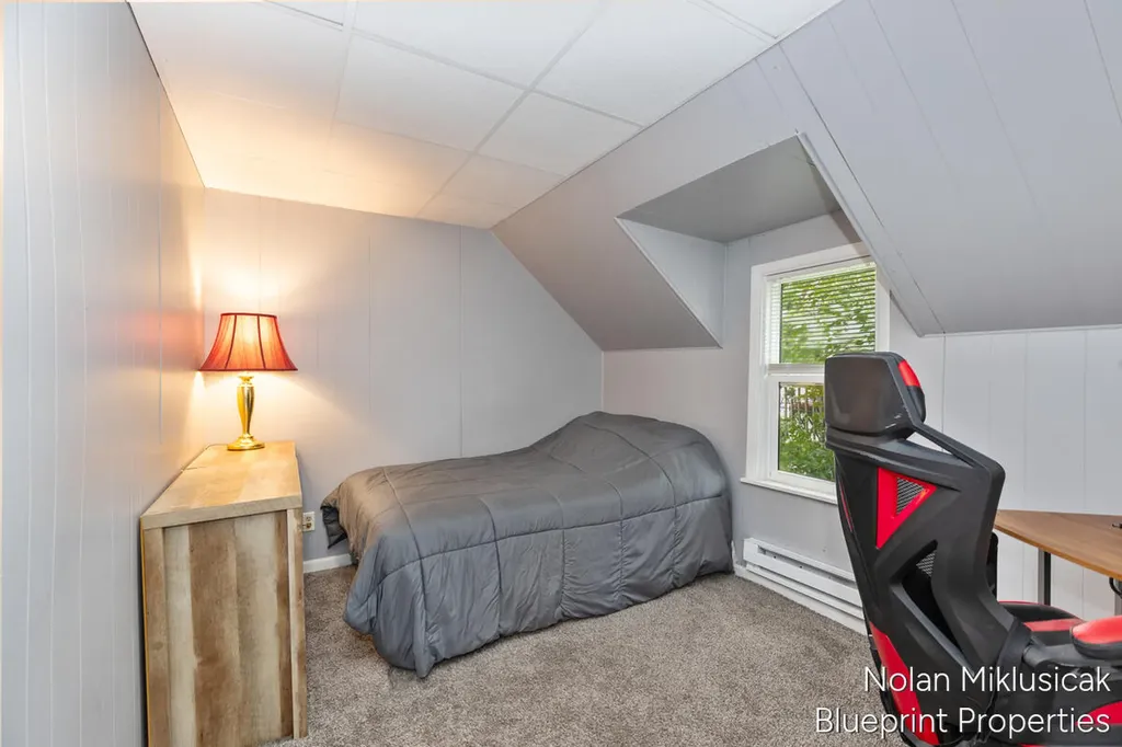1147 Jennette Avenue NW Grand Rapids City MI 49504