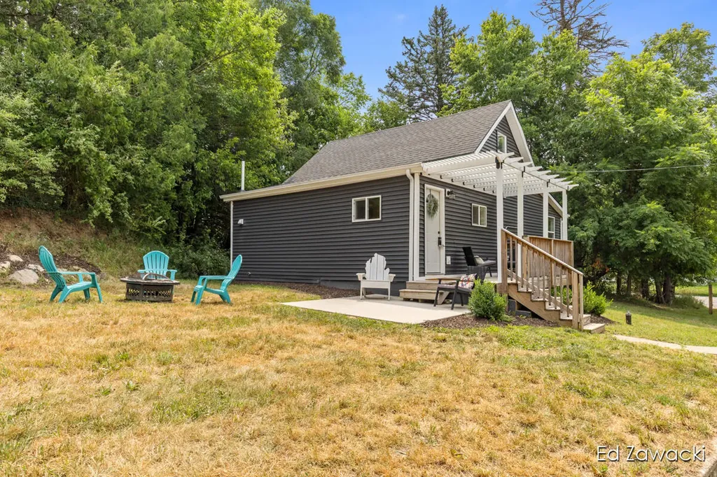 6691 Cannonsburg Road NE Cannon Township MI 49306