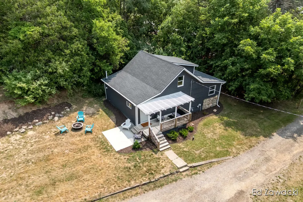 6691 Cannonsburg Road NE Cannon Township MI 49306