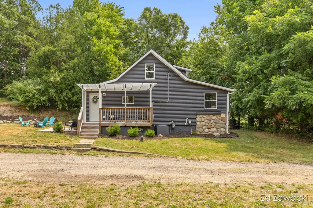 6691 Cannonsburg Road NE Cannon Township MI 49306
