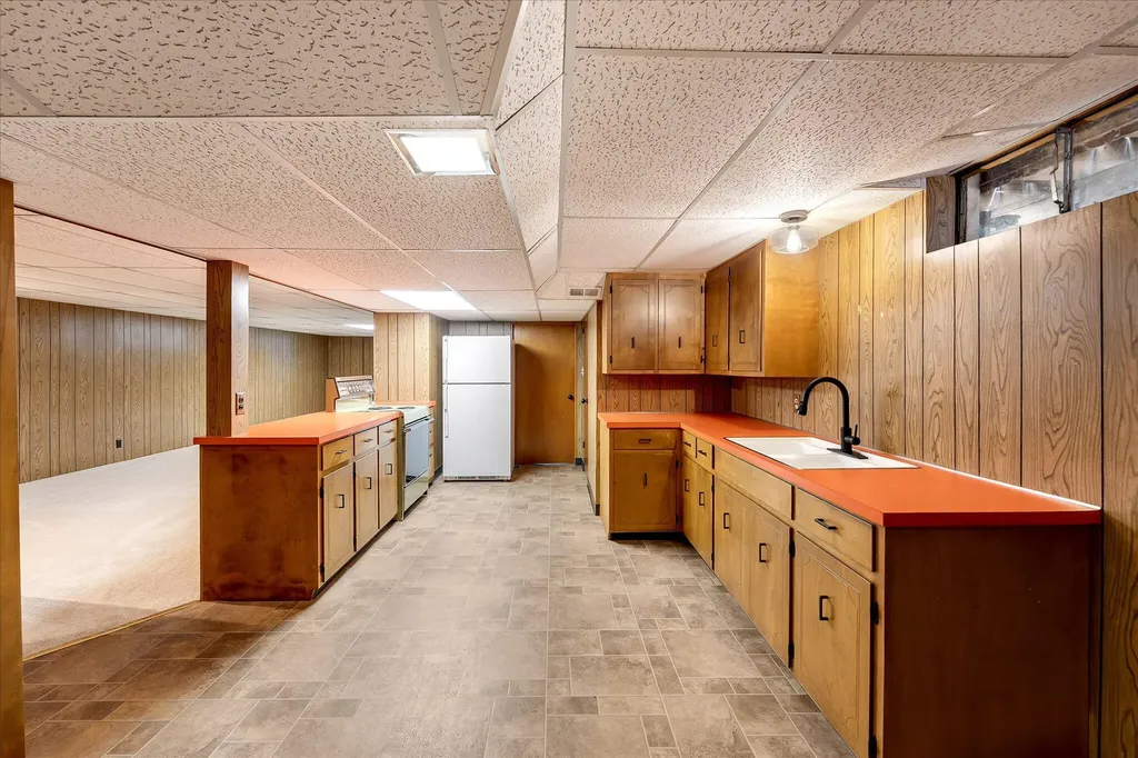 1244 Hillcrest Drive Dorr Township MI 49348